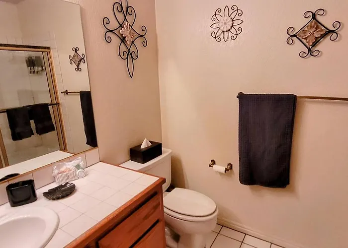 Apartment The Island Barcelona Boat Parking Pool Garage Private Patio Balcony Lake Havasu City